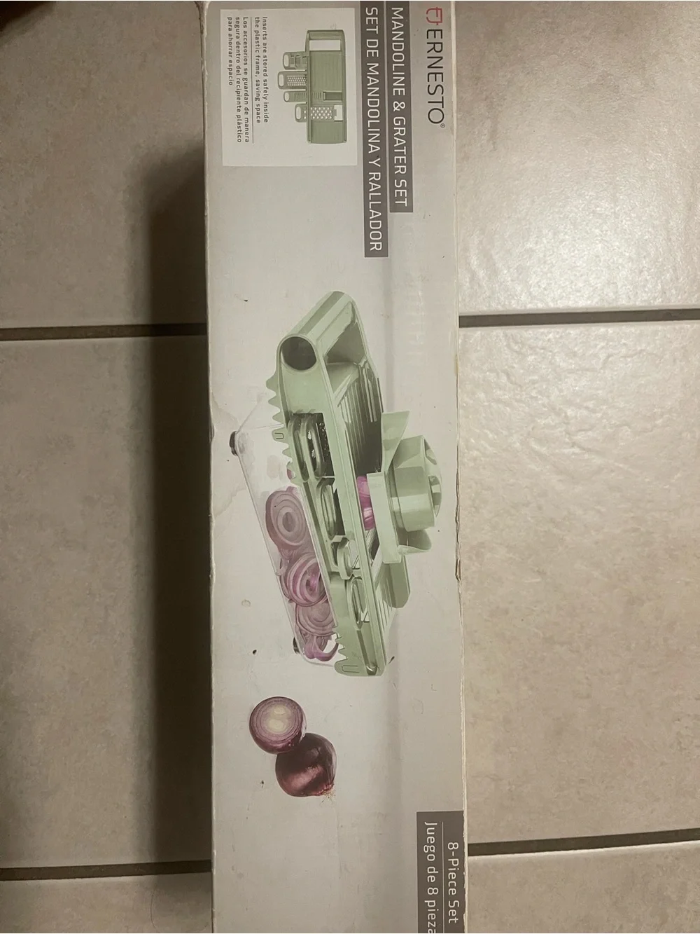 8-Piece Green Kitchen Slicer and Grater Set